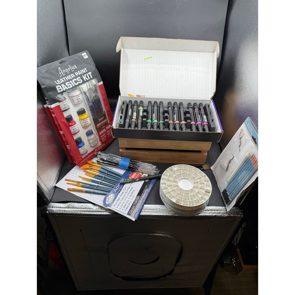 Large Lot of Higher End Art Supplies – Brushes, Markers, and More